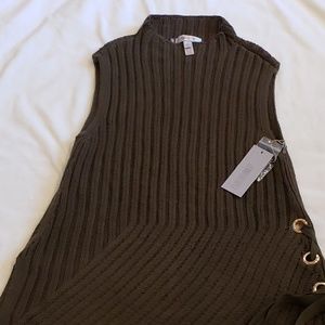 Khaki 3 eyelet shirt